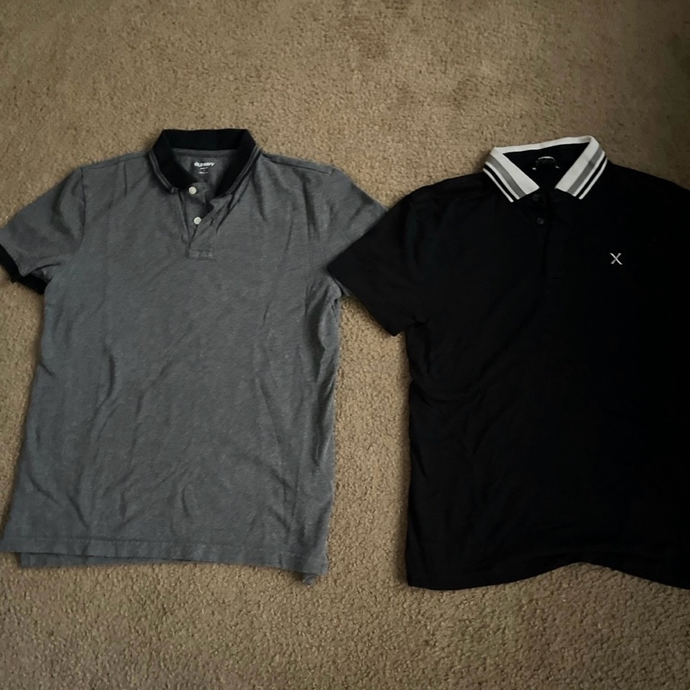 2 men’s polos